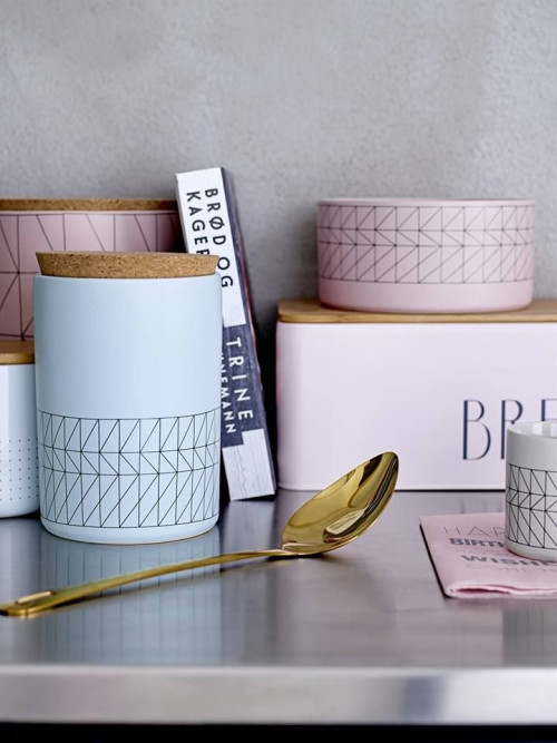 Bloomingville oferuje kilka kolekcji akcesoriów kuchennych