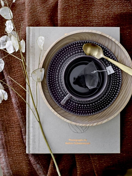 Oprócz naczyń, Bloomingville proponuje oryginalne komplety sztućców, które będą ozdobą każdego stołu