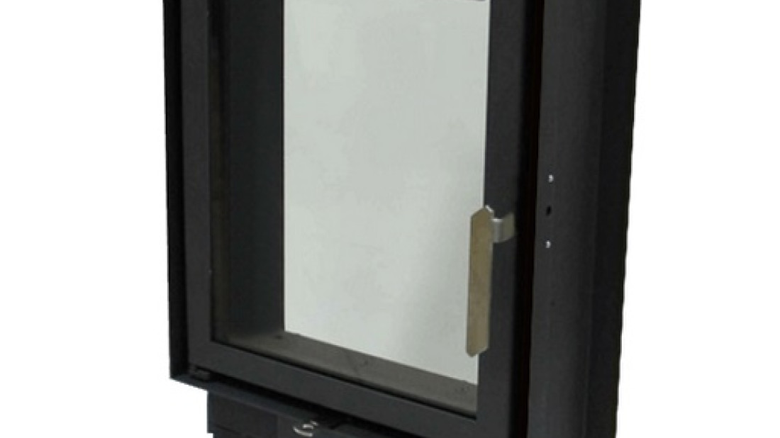 Drzwi piecowe i ramki do otwartych palenisk firmy Unirol