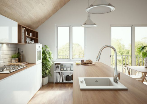 W pomieszczeniu, w którym króluje drewno, nie mogło zabraknąć go również na podłodze i części sufitu