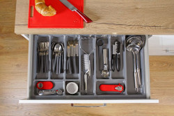 REJS dostarczy nam szereg drobniejszych produktów, które ułatwią codzienną pracę w kuchni