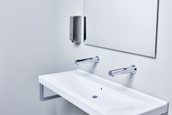 Uchwyty ułatwiające zachowanie równowagi