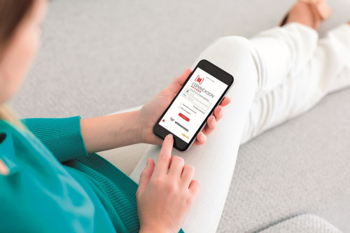 System inteligentnego sterowania smartCONNECTED z urządzeniem Connexoon Access marki Somfy