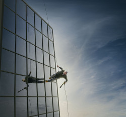 Wysokościowe mycie okien