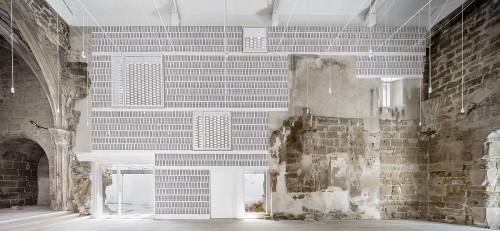 Rewitalizacja starego kościoła w Vilanova de la Barca