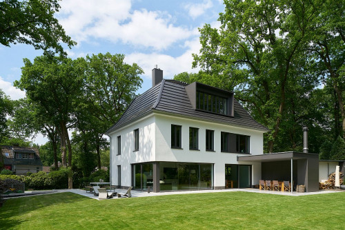 Przeszklenia gwarantują doskonałe doświetlenie wnętrz