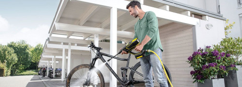 Mycie roweru myjką terenową