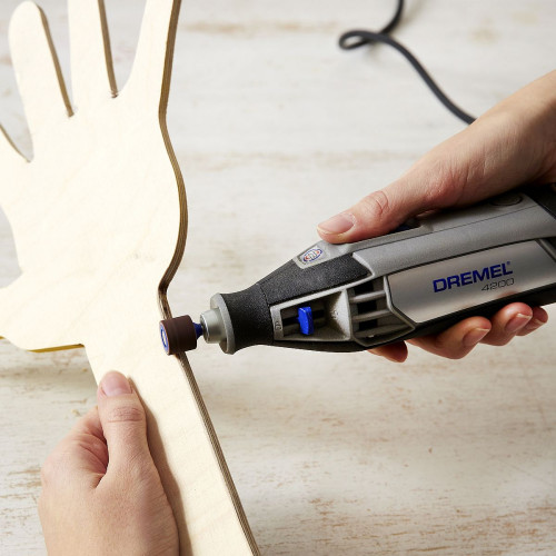 Szlifowanie krawędzi wyciętej łapki