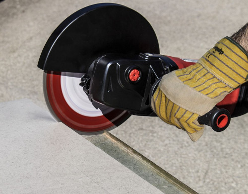 Cięcie na sucho tarcza diamentową. fot. Rubi