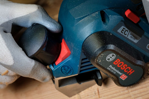 Akumulatorowa frezarka krawędziowa