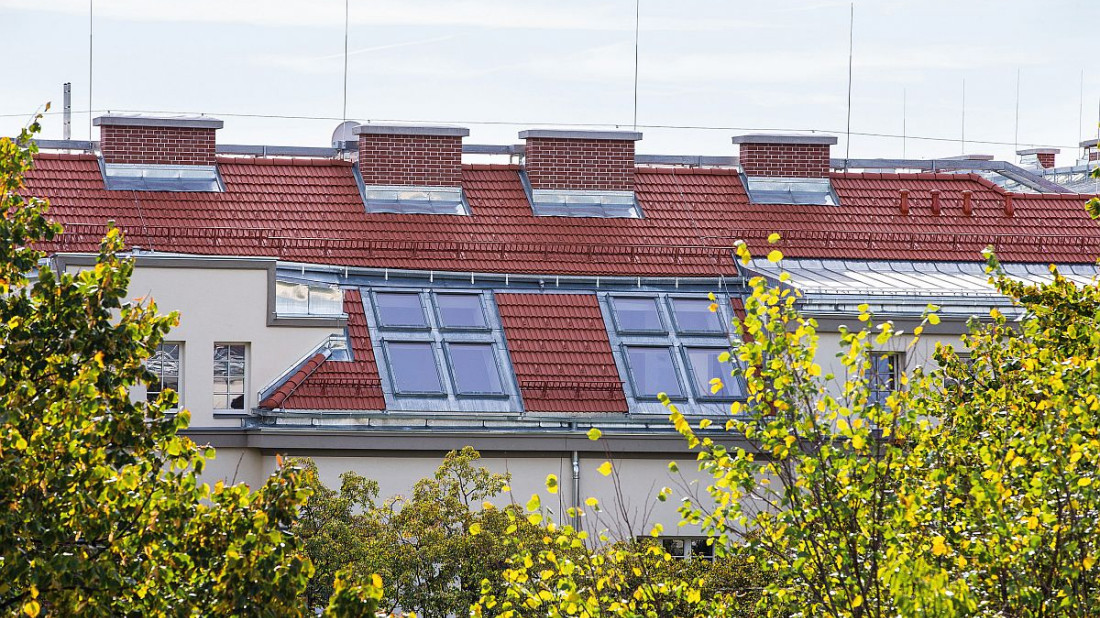 600 niestandardowych okien dachowych FAKRO w Goethehof