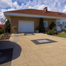 PŁYTY CHODNIKOWE PŁUKANE