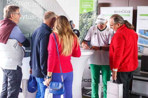 Na stoisku firmowym architekci mogli wziąć udział w konkursie i zaczerpnąć wiedzy o systemowych rozwiązaniach Schϋco