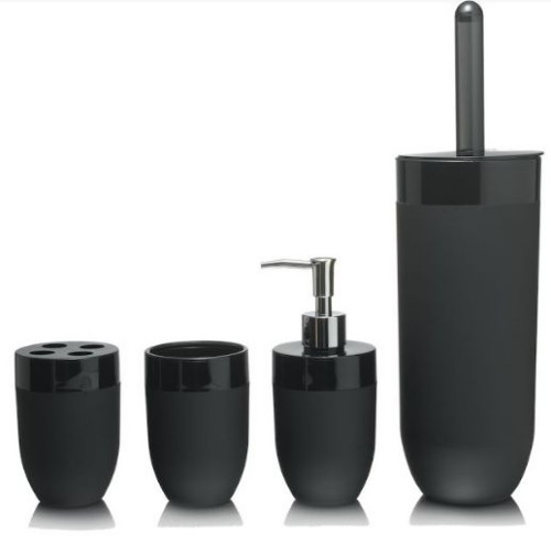 Akcesoria łazienkowe w czerni