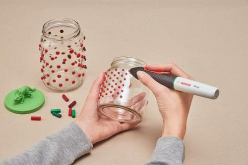 Wykorzystanie urządzenia Gluey firmy Bosch