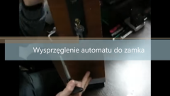 Wysprzęglenie automatu do zamka