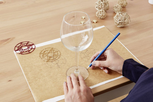 Obrysowywanie kieliszka