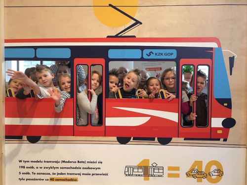 Dzieci biorące udział w Ekoeksperymentach