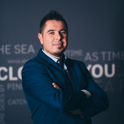 Marek Muszyński, Menedżer Produktu ds. materiałów nośnych i konstrukcyjnych w firmie Pfleiderer