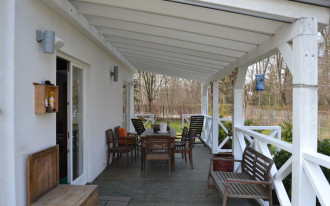 Bez zadaszenia nasz taras był mniej funkcjonalny