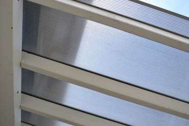 Zadaszenie tarasu z płyt z poliwęglanu