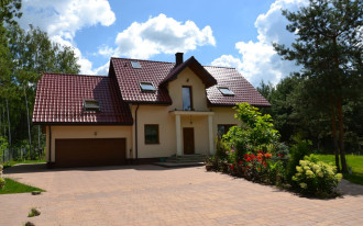 Dobrze dobraliśmy kolor i rodzaj materiału na naszą nawierzchnię