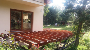 Budowa narożnego drewnianego tarasu - zdjęcie 3