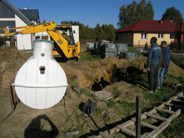 Budowa przydomowej oczyszczalni ścieków - zdjęcie 1