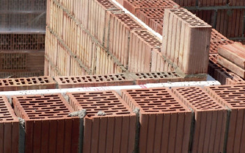 Koszt wykonania ściany z cegieł i pustaków ceramicznych