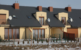 Jakich prac konserwacyjnych wymaga dach z blachodachówek?