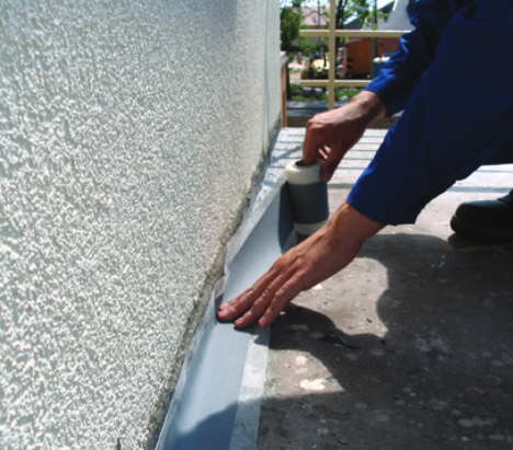 Zabezpieczanie połączenia ściany z jastrychem