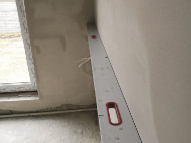 Kontrola wykonanych tynków