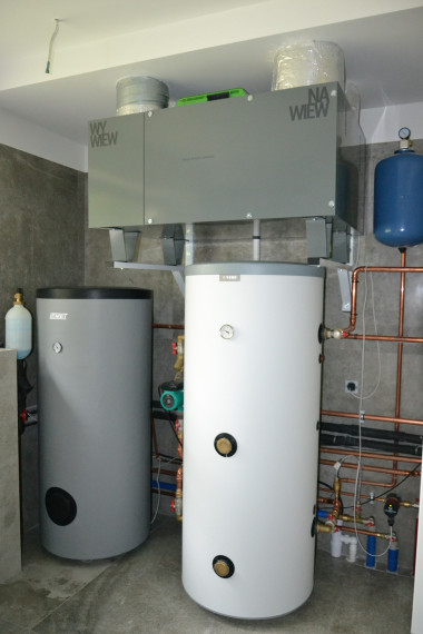 Osobny zasobnik c.w.u.