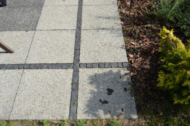 Płyty z posypką mineralną