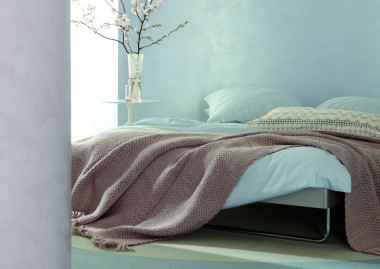 Ściana pomalowana zieloną farbą dekoracyjną