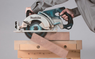 Ręczna pilarka tarczowa DRS780Z od Makity