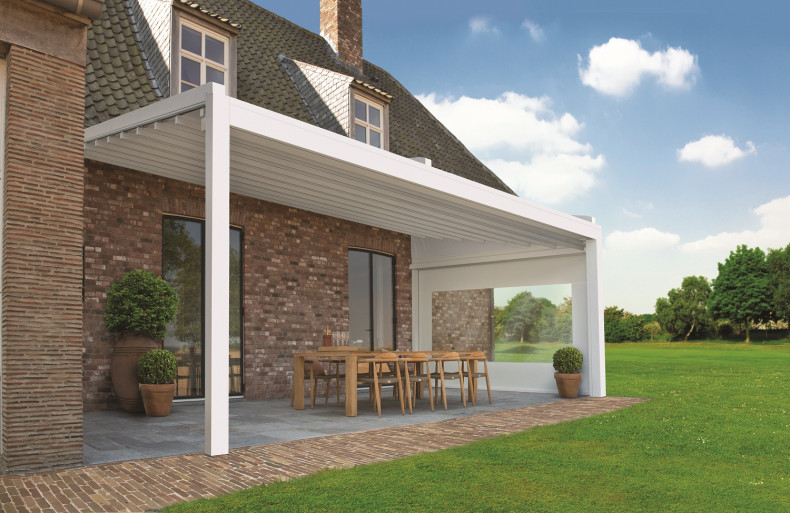 Dobrze dopasowane zadaszenie tarasu