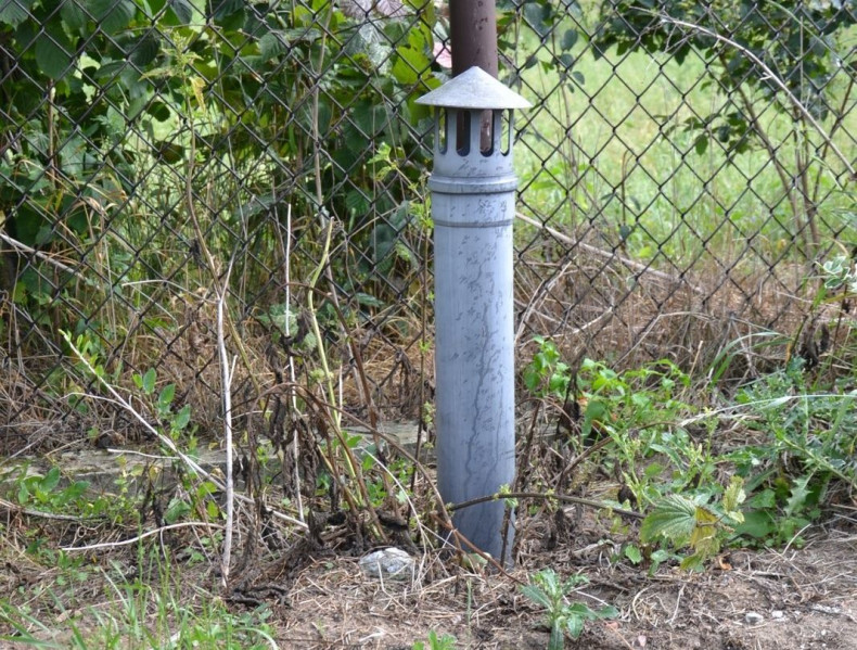 Kominek wentylacyjny przy poletku drenażowym