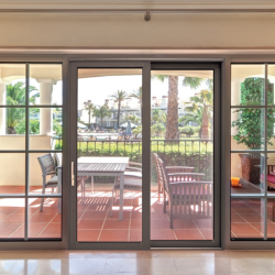 Drzwi przesuwne i podnoszono-przesuwne