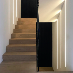 Schody pełne dębowe