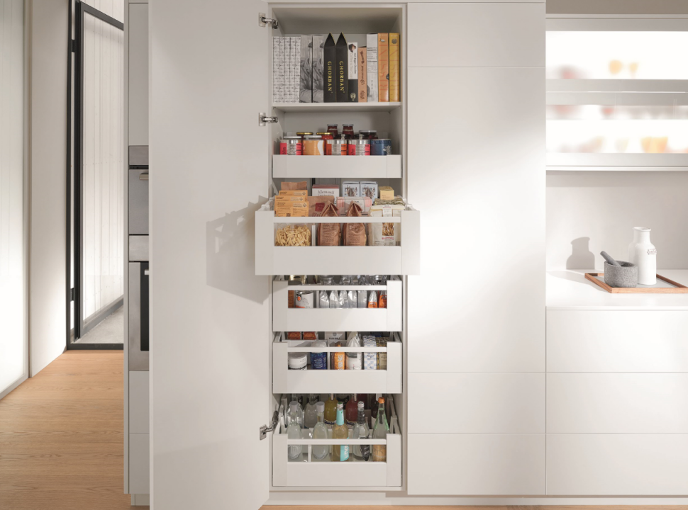 SZAFA CARGO SPACE TOWER