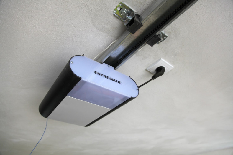 Napęd o sile uciągu 1000 N 