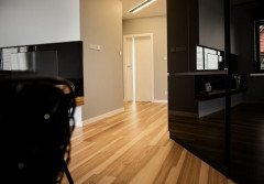 Czym charakteryzują się podłogi fornitorwane?