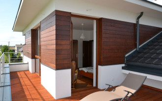 Drewno na elewacji jest wspaniałe, ale kłopotliwe dla fachowców