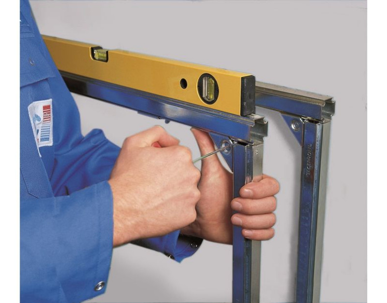 Poziomowanie stelaża