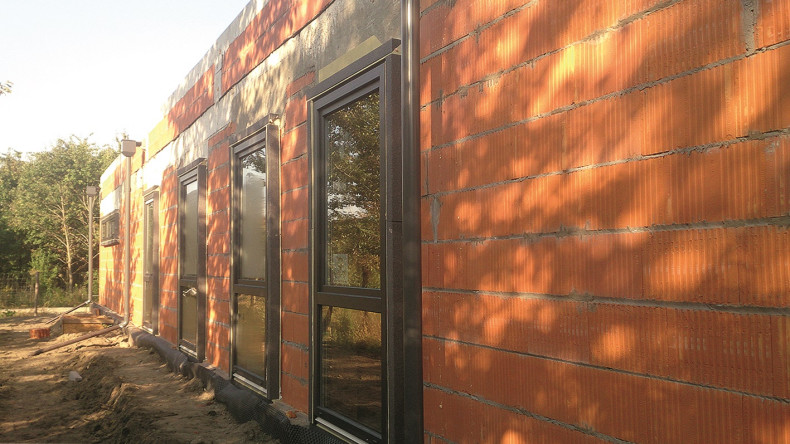 Ciepły montaż jest skuteczny, jeśli zastosuje się kompletny system jednego producenta