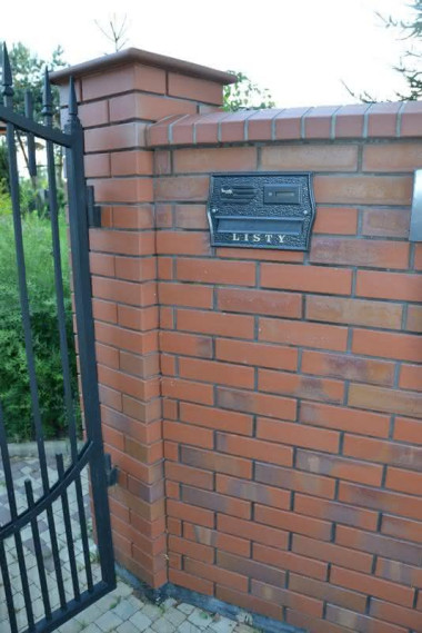 Domofon i skrzynka na listy