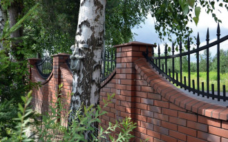 Ogrodzenie z klinkieru za 40 000 zł