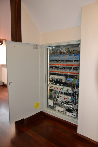 Rozdzielnica na poddaszu