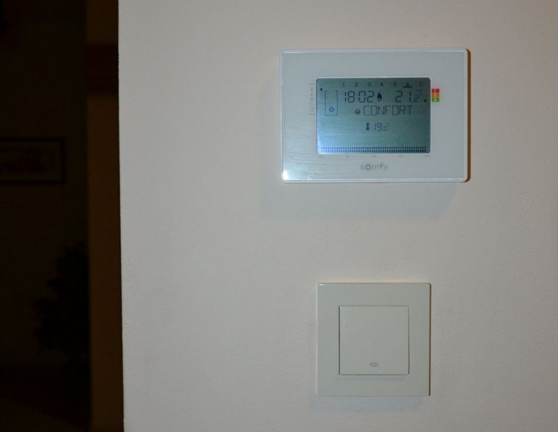 Dotykowy regulator temperatury